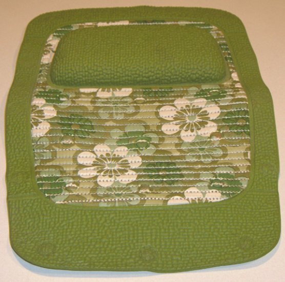 Vintage Non-Slip Bathtub Mat w/ Pillow - Retro Green Daisies