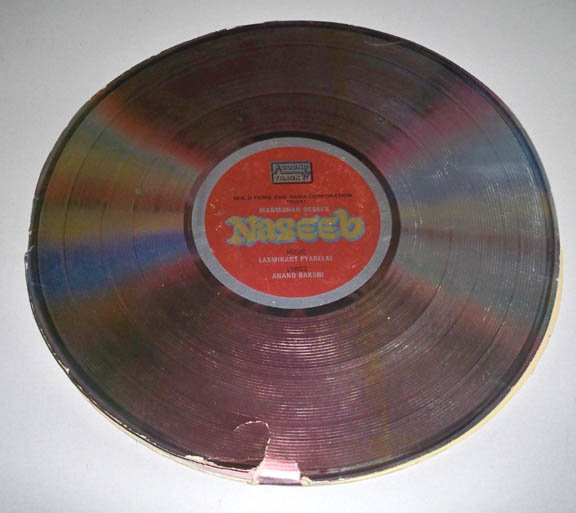 Vintage 1981 Polydor 2392 237 Naseeb - Amitabh LP Album