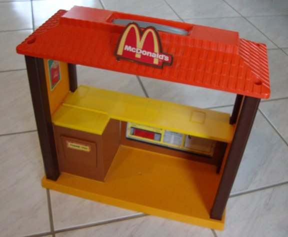 barbie loves mcdonalds 1982