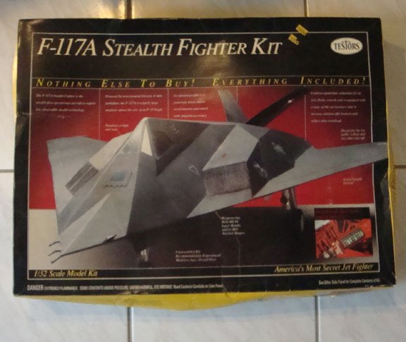 Vintage 1989 Testors F-117A Stealth Fighter 1:32 Model kit - Testors #7570
