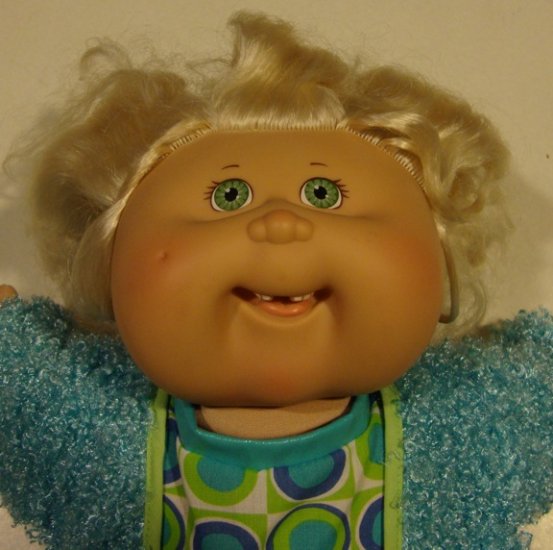 style and play cabbage patch doll