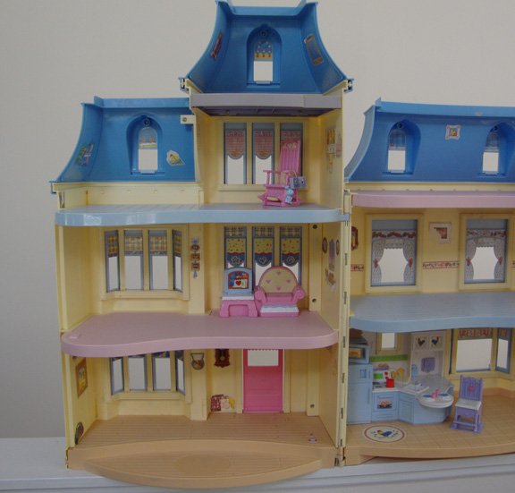 fisher price dollhouse 2002