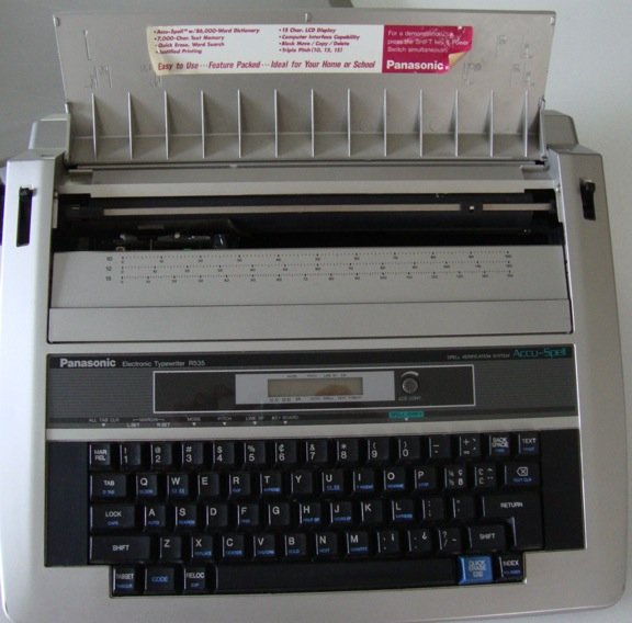 Vintage Panasonic Electronic KX-R535 Typewriter
