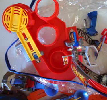 2007 Mattel HOT WHEELS Trick Tracks Triple Stunt Starter Set Power Loop Parts