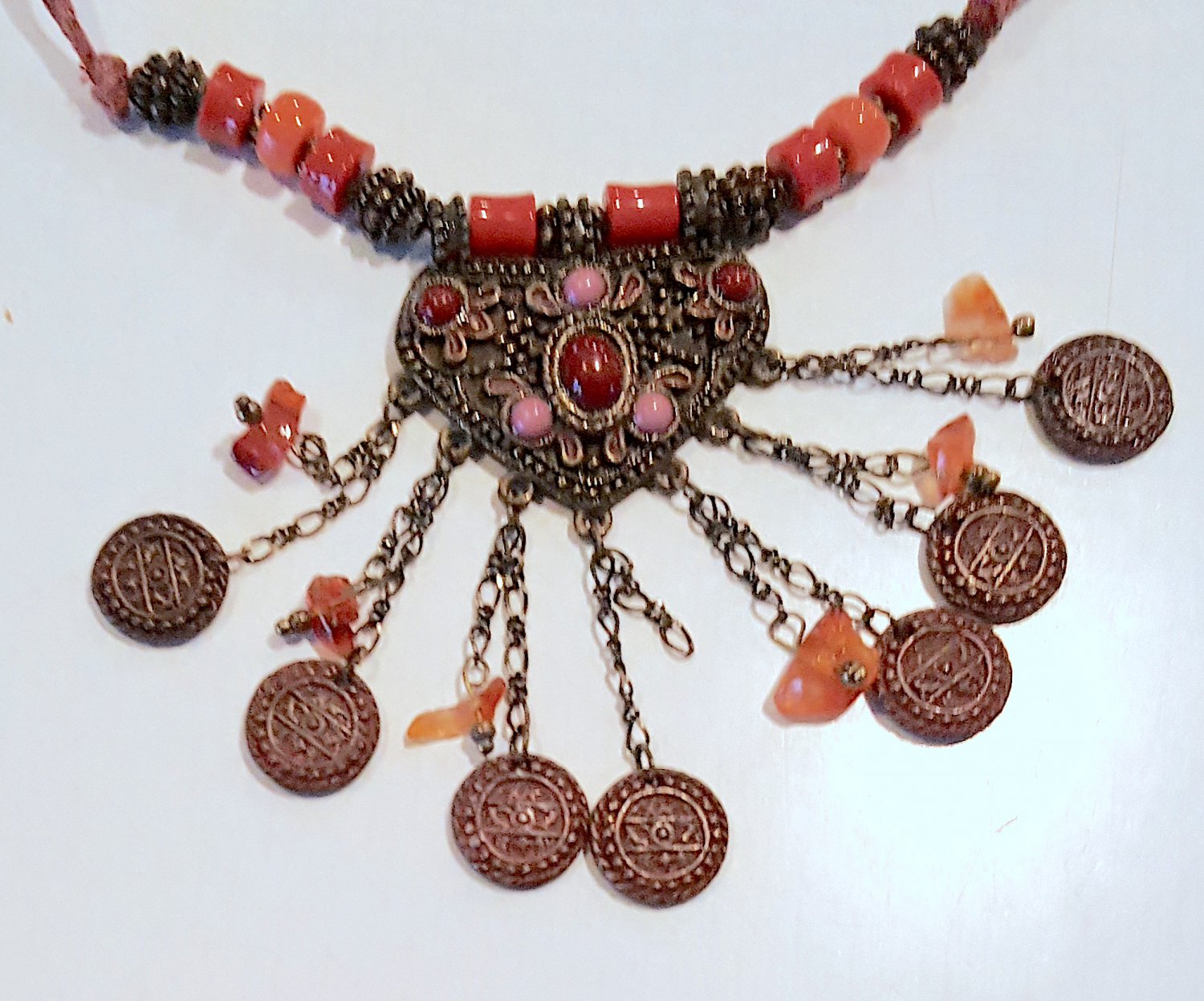 laila rowe necklace