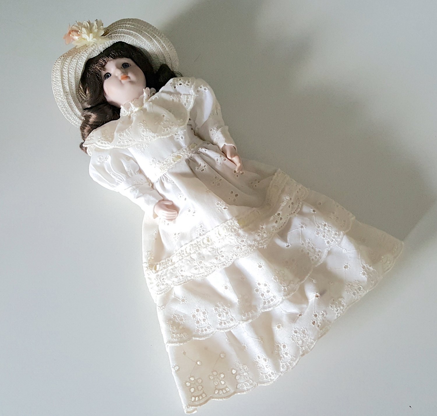 Vintage 1988 House of Lloyd Victorian Porcelain Doll 16"