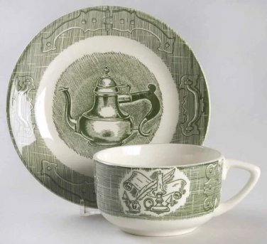 Royal (USA) The Old Curiosity Shop Cup & Saucer - Set of 3