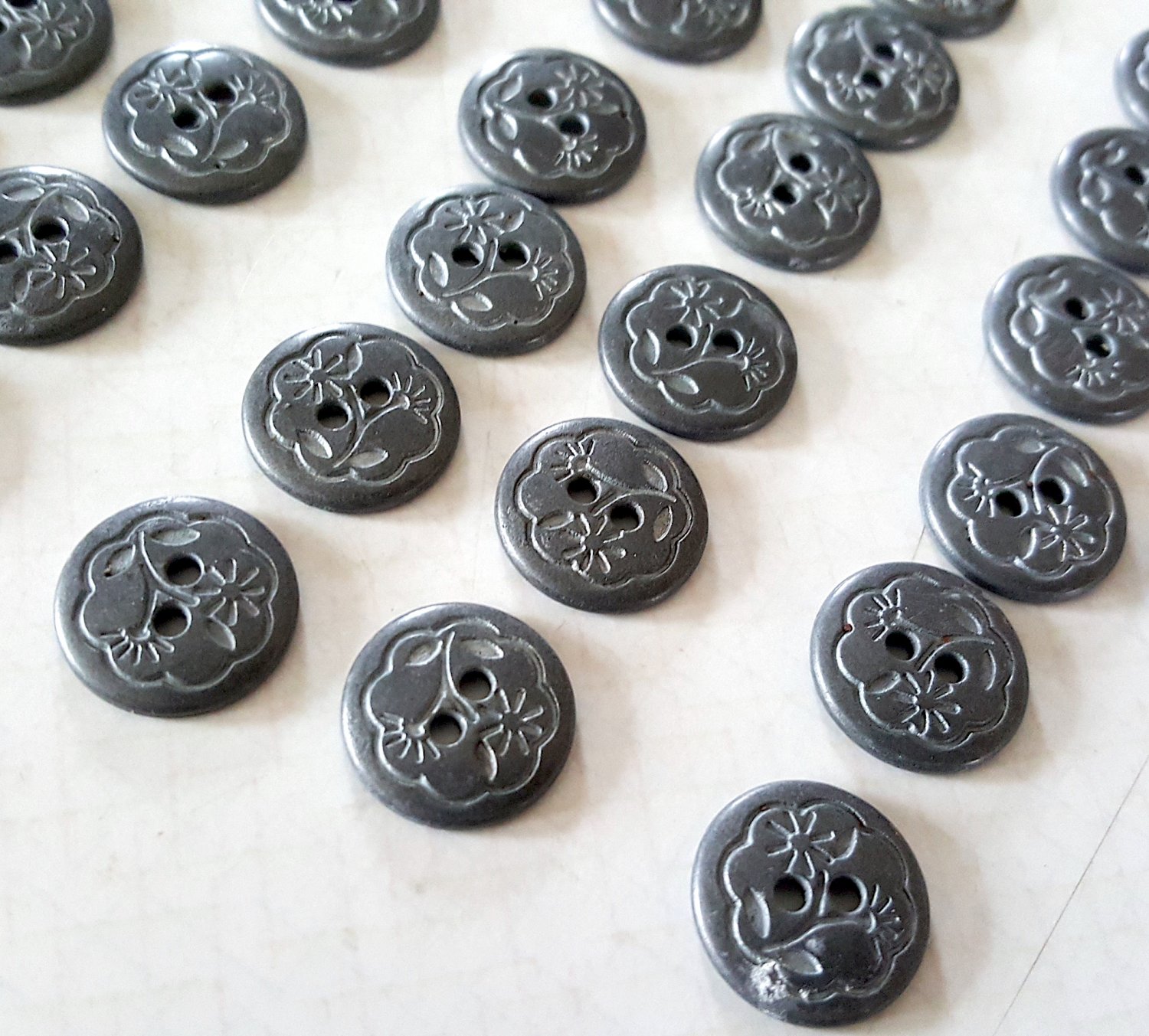 Vintage Floral Etched Design Non-magnetic Metal Buttons - 56 buttons