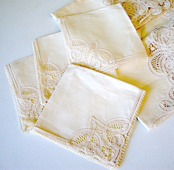 Battenberg Lace & Linen Card Table Tablecloth w/ Napkins