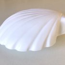 Plastic Shell Shaped Aquarium Light / Cover - 7 1/2" Diameter