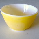 Vintage Pyrex 401 Yellow 1 1/2 Pint Mixing Bowl Vintage Pyrex 401 Yellow 1 1/2 Pint Mixing Bowl