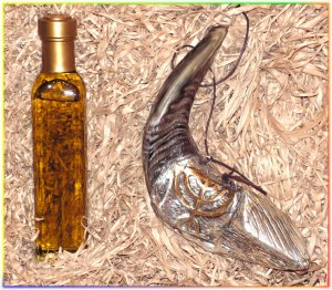 Set - Oil 13" Anointing Silver Rams Shofar Plus Bottle Of Oil In Wooden Gift Box