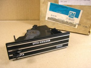 1971 75 Pontiac Fullsize NOS air vent control