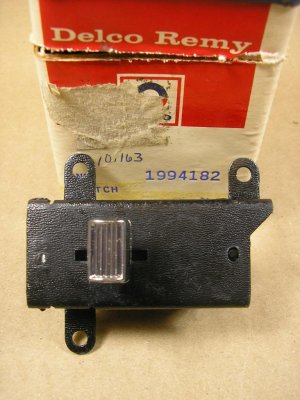 1975 Pontiac Astre NOS wiper control switch