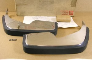 1971 Pontiac Fullsize front bumper guard package NOS
