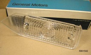 1969 Pontiac Fullsize NOS Cornering Lamp Lens RH