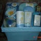 FLORA PEONY 7 PC WOMEN'S BATH SET IN METAL PLANTER