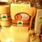 NATURAL ACCESSORIES BATH ITEM SET W/ WOVEN BASKET