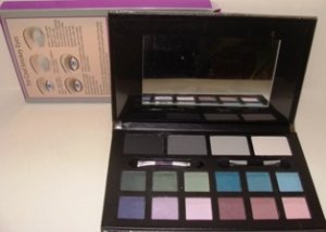 SMOKEY EYE 18 PC PALETTE COOL COLOR EYE SHADOWS SET