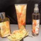 BATH & BODY WORKS 3 PC WILD HONEYSUCKLE BATH SET BATH & BODY WORKS 3 PC WILD HONEYSUCKLE BATH SET