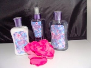 BATH & BODY WORKS MOONLIGHT PATH 3 PC BATH GIFT SET