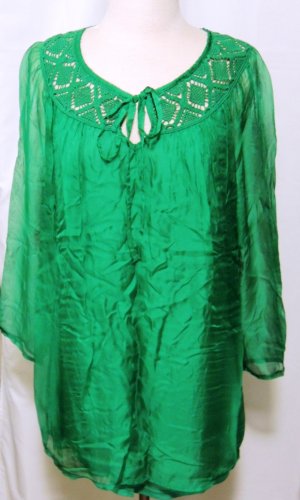 MIILLA GREEN EMBROIDERED TUNIC TOP SIZE SM, LG