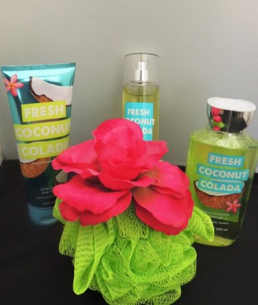 BATH & BODY WORKS FRESH COCONUT COLADA 3 PC AROMATHERPY BATH SET