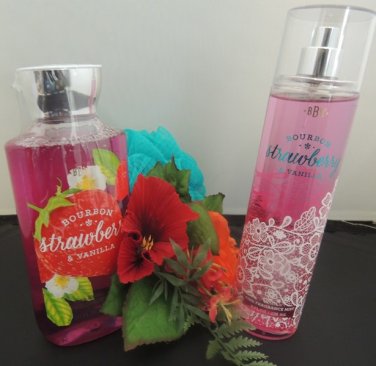 BATH & BODY WORKS BOURBON STRAWBERRY & VANILLA 2 PC BATH AND BODY SET