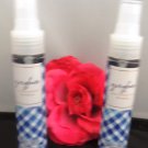 BATH & BODY WORKS 2 PC GINGHAM ANTI-BACTERIAL HAND SPRAY SET