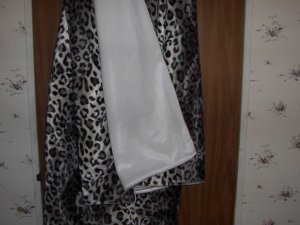 Snow Leopard and White Faux Fur Throw Blanket, New!