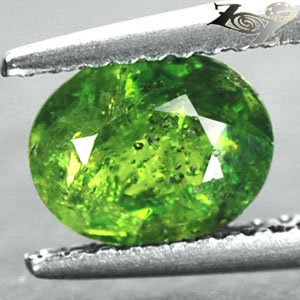 ONLY 1PIECE IN ecrater Natural Oval 6*7 mm. Vivid Green Chrome Vesuvianite 1.38 CT.