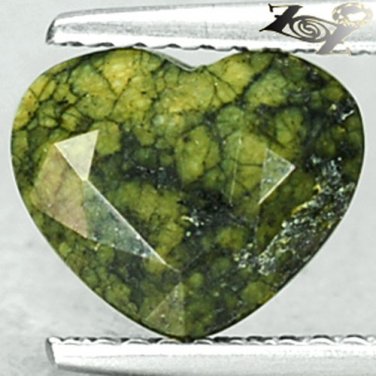 Natural Heart 7.5*9 mm. Black Vein Whole Green Snake Skin Serpentine 1.93 CT.Gem