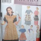 SIMPLICITY 8720 RETRO SEWING PATTERN FOR APRONS