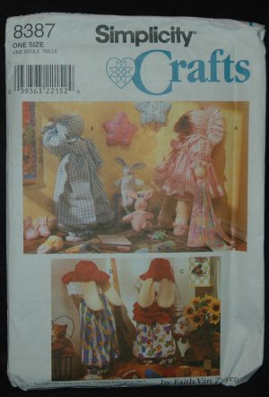 Simplicity 8387 Craft Sewing Pattern for 25" DOLLS  AND CLOTHES