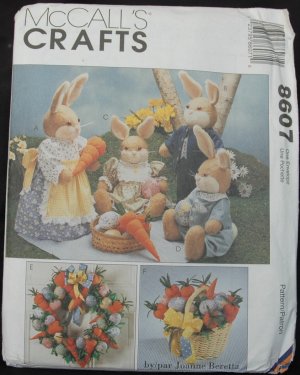 MCCALLS 8607 CRAFTS -BUNNY PICNIC