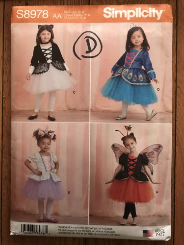 SIMPLICITY S8978 SEWING PATTERN FOR TODDLER'S COSTUMES- SIZES 1/2, 1, 2, 3, 4