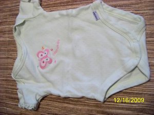 nb green onsie