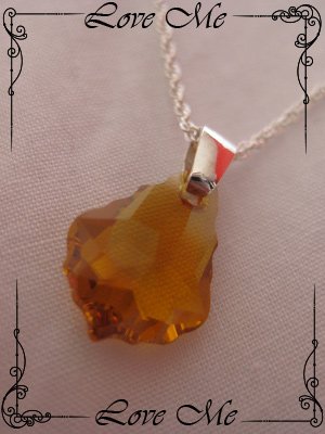 Victoria Pendant