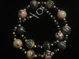 Bubble Gum Agate Necklace