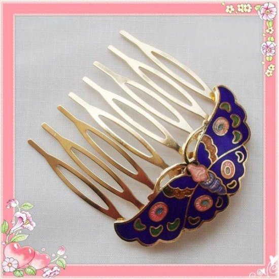 Beautiful Closionne Hair clip $9