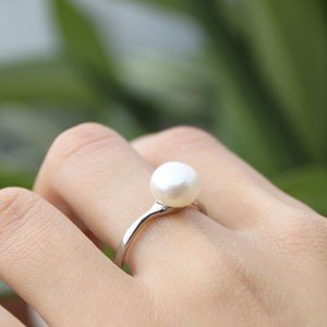 Complimentary Gift::a 18KGP genuine freshwater pearl ring
