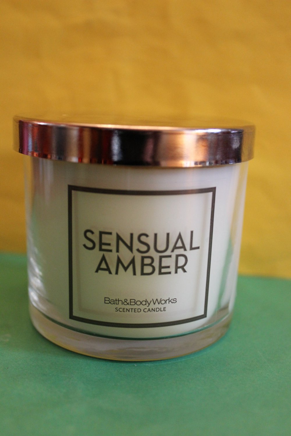 Bath and Body Works Sensual Amber Candle 4 oz