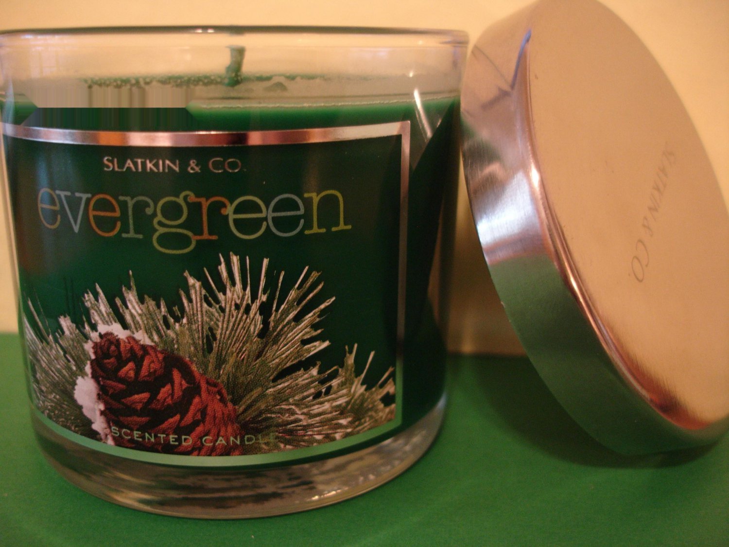 Bath and Body Works Slatkin Evergreen Candle 4 oz