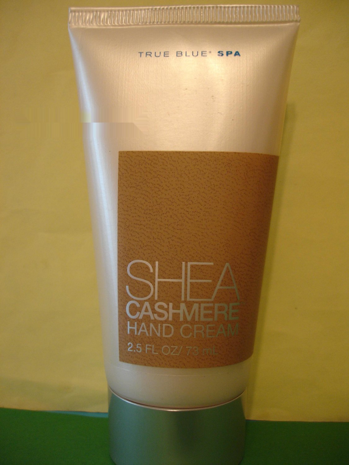 Bath & Body Works True Blue Spa Shea Cashmere Hand Cream Full Size