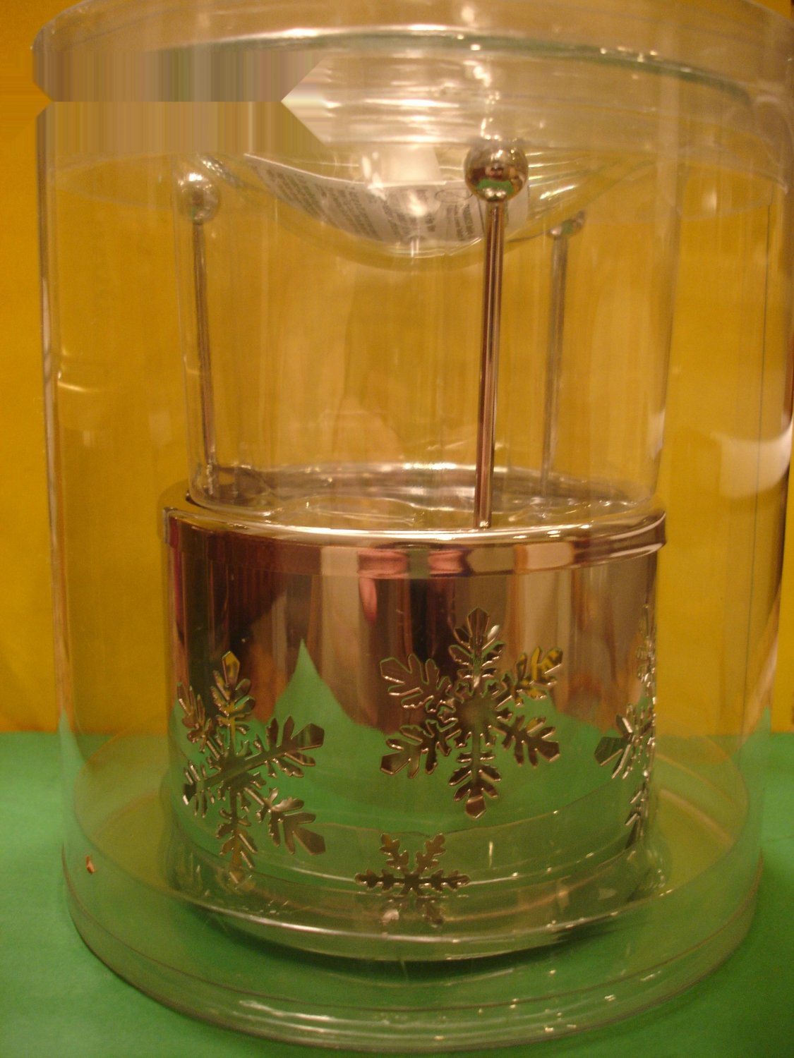 Bath & Body Works Snowflake Home Fragrance Oil Warmer Burner Rare