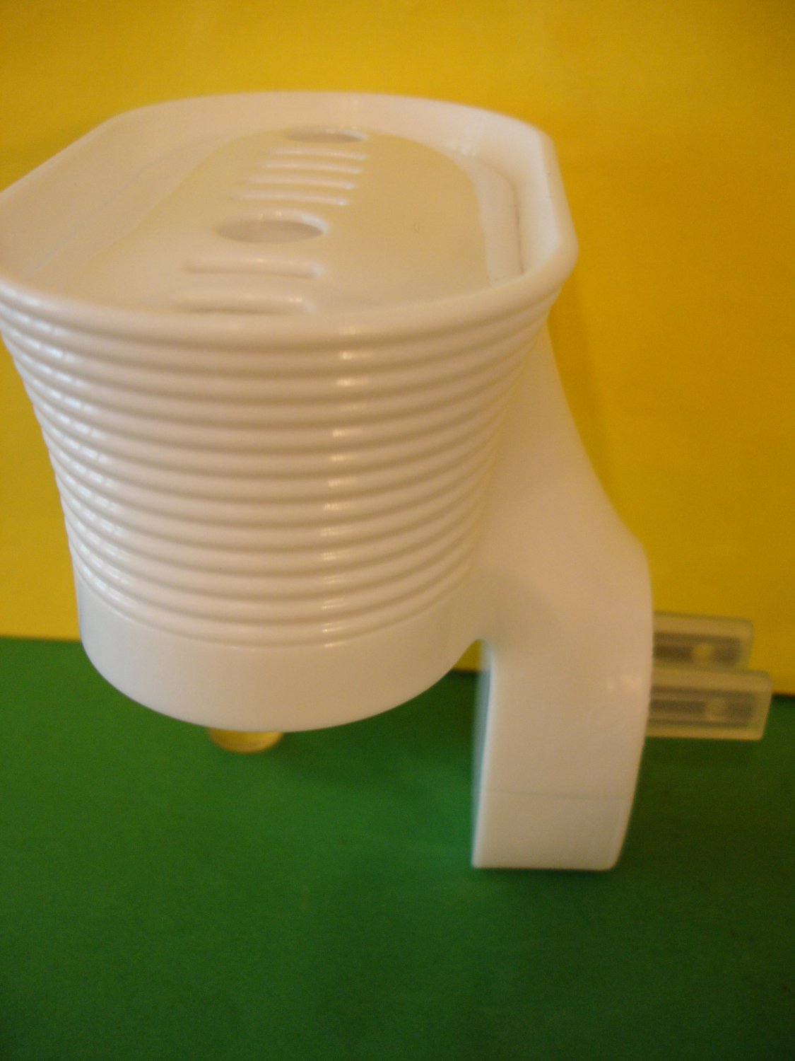 Bath & Body Works Slatkin White Double Wallflower Duo Plug in Unit for