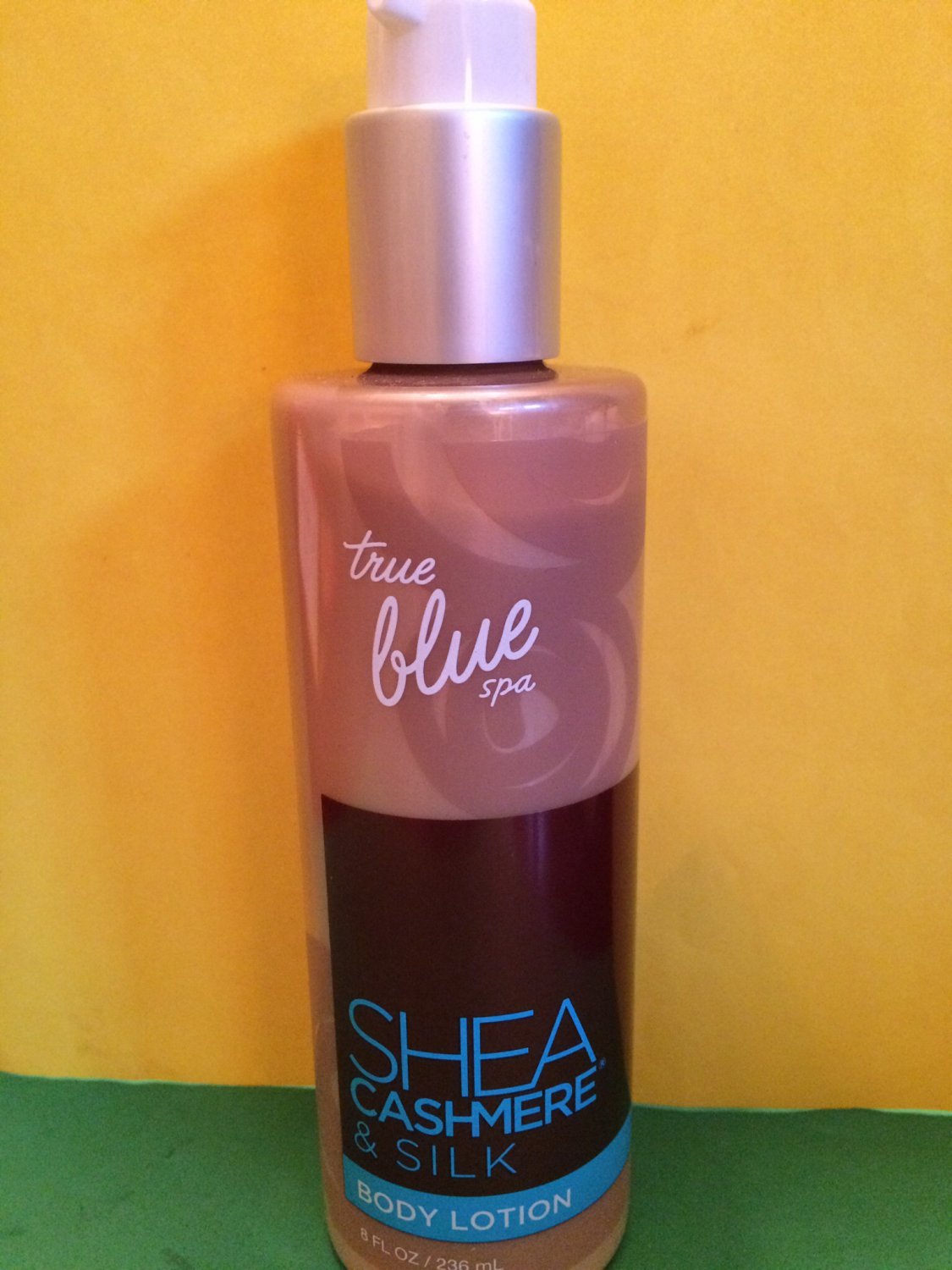 Bath & Body Works True Blue Spa SILK Shea Cashmere Body Lotion Full Size