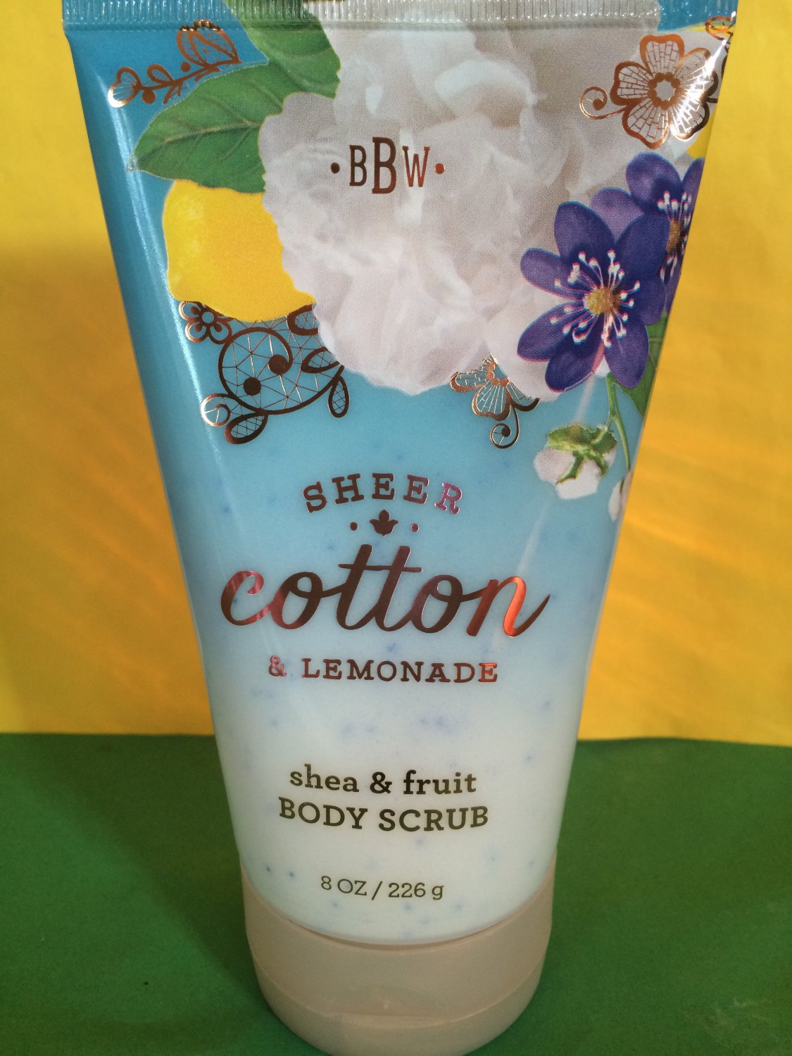 Bath & Body Works Sheer Cotton and Lemonade Body Scrub Large Full Size