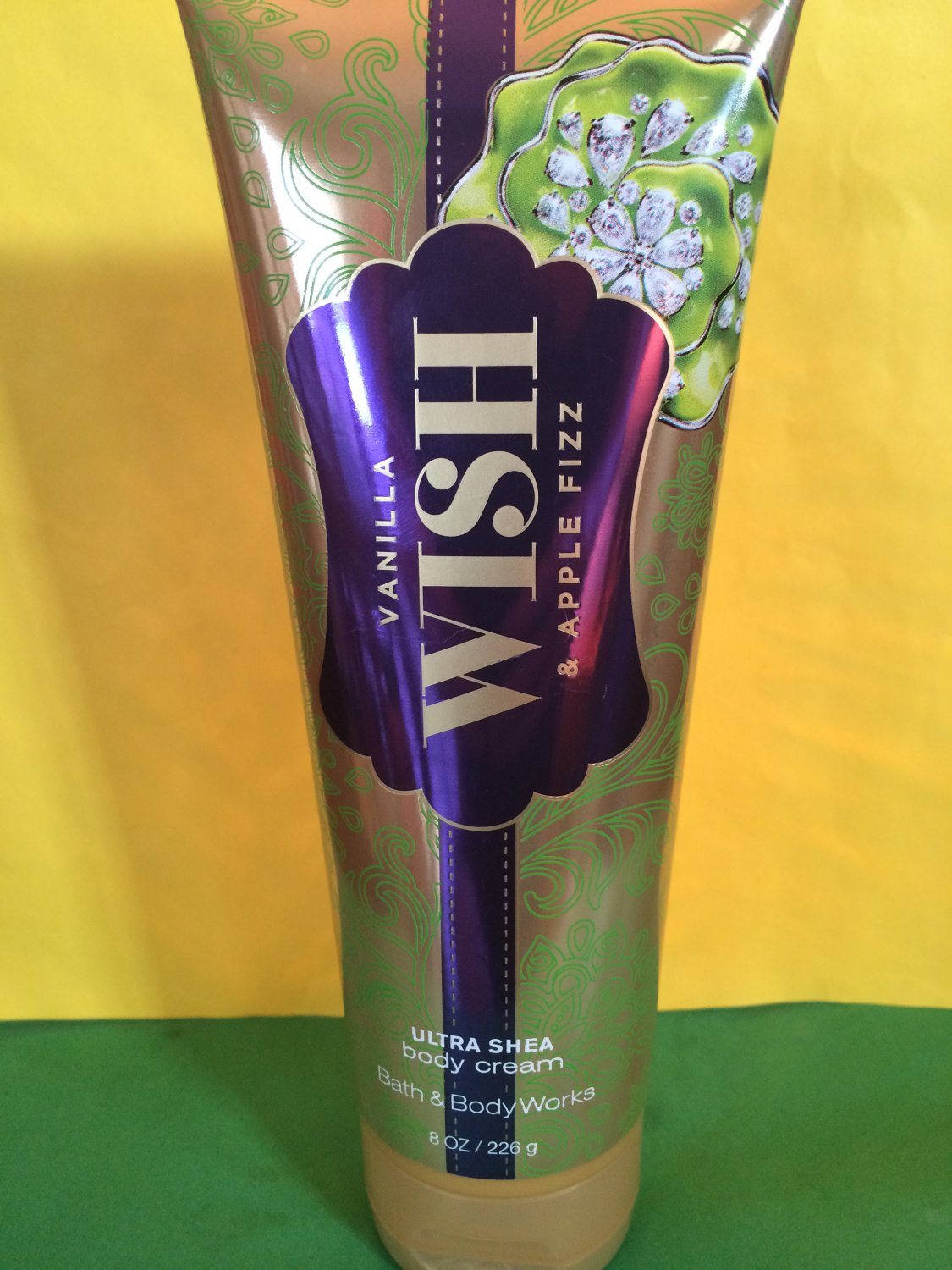 Bath and Body Works Vanilla Wish and Apple Fizz Body Cream Full Size