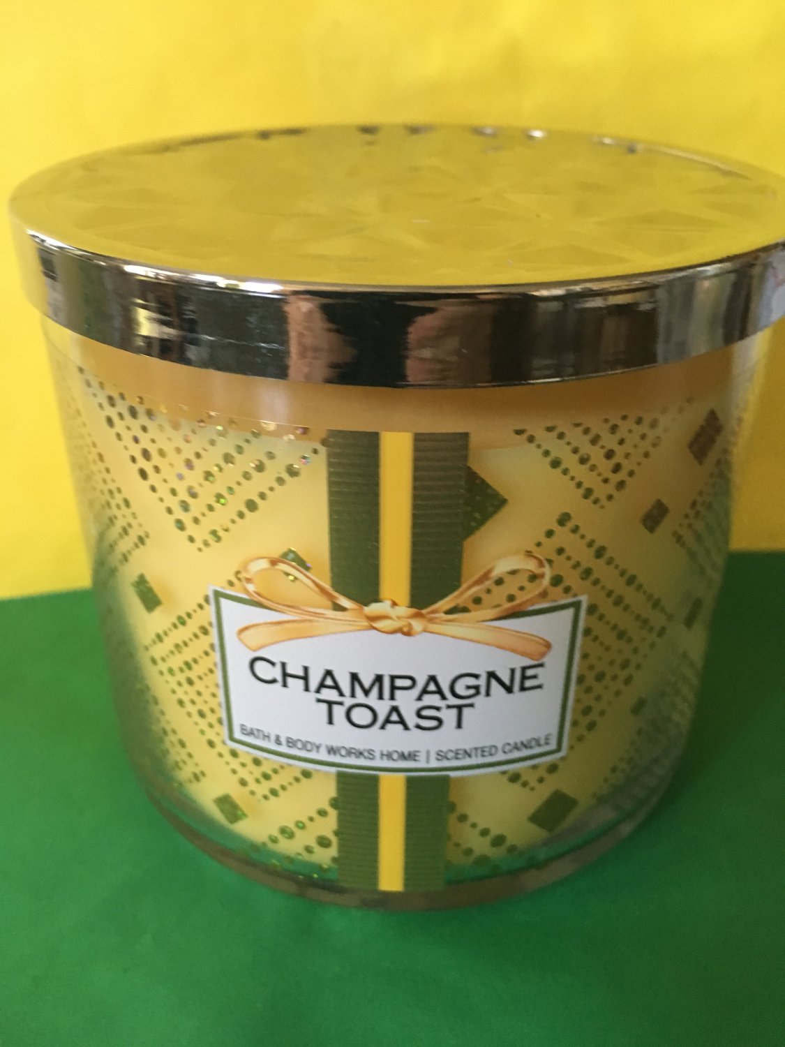 Bath & Body Works Champagne Toast 3 Wick Candle Large